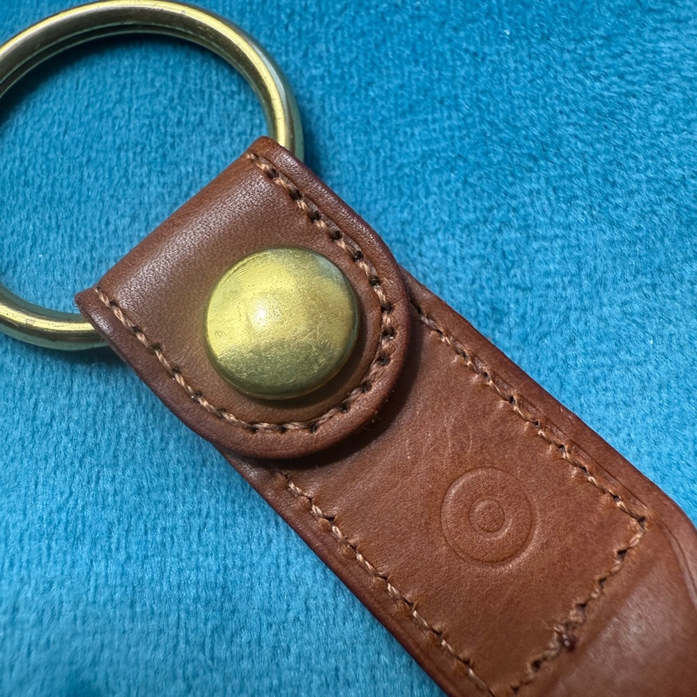 Coach Vintage Brown Leather Keychain with Gold Hardware - Picture 4 of 7